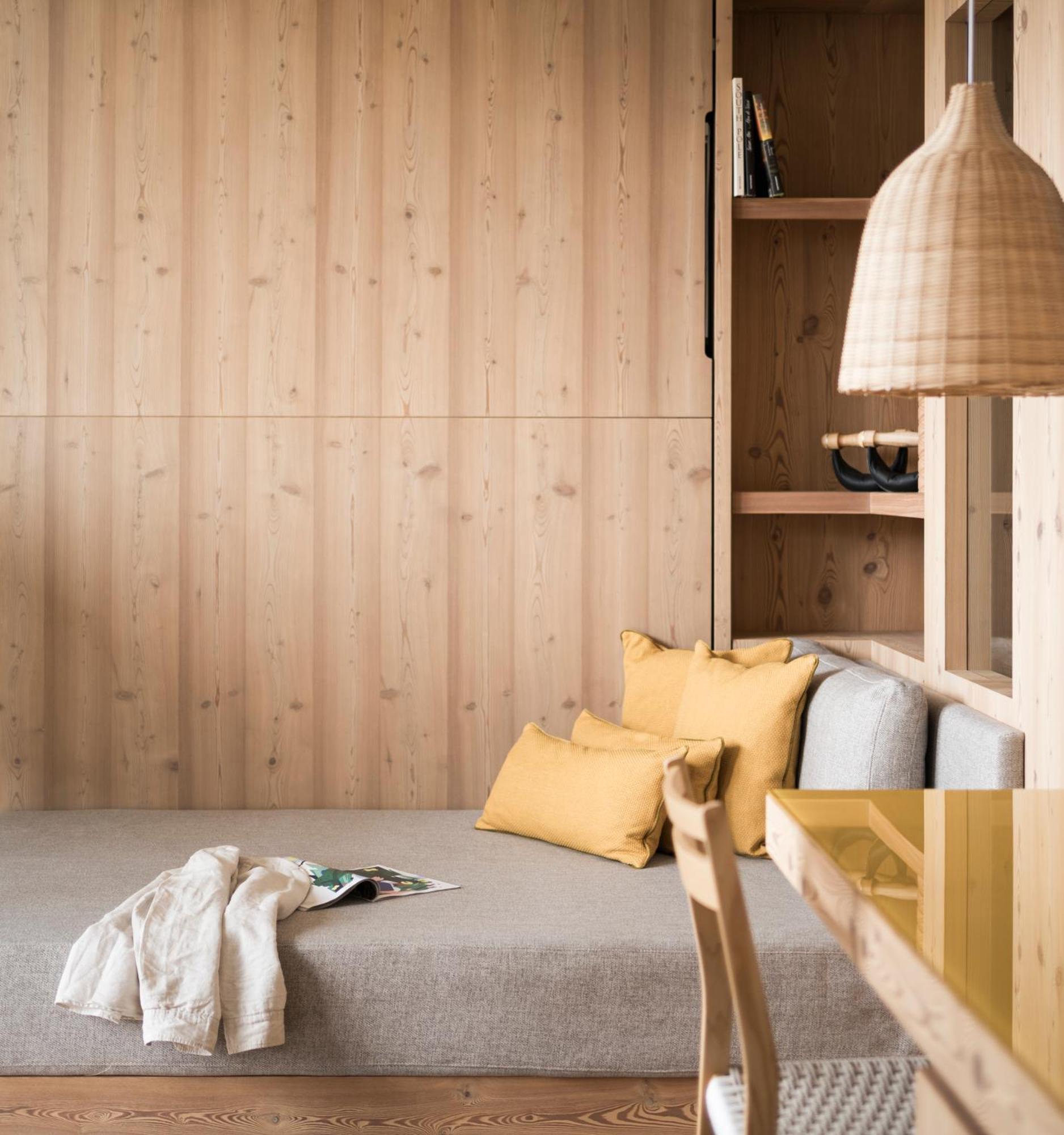 Falkensteiner Hotel Kronplatz - The Leading Hotels Of The World (Adults Only) Riscone Camera foto A wall panel made of wood