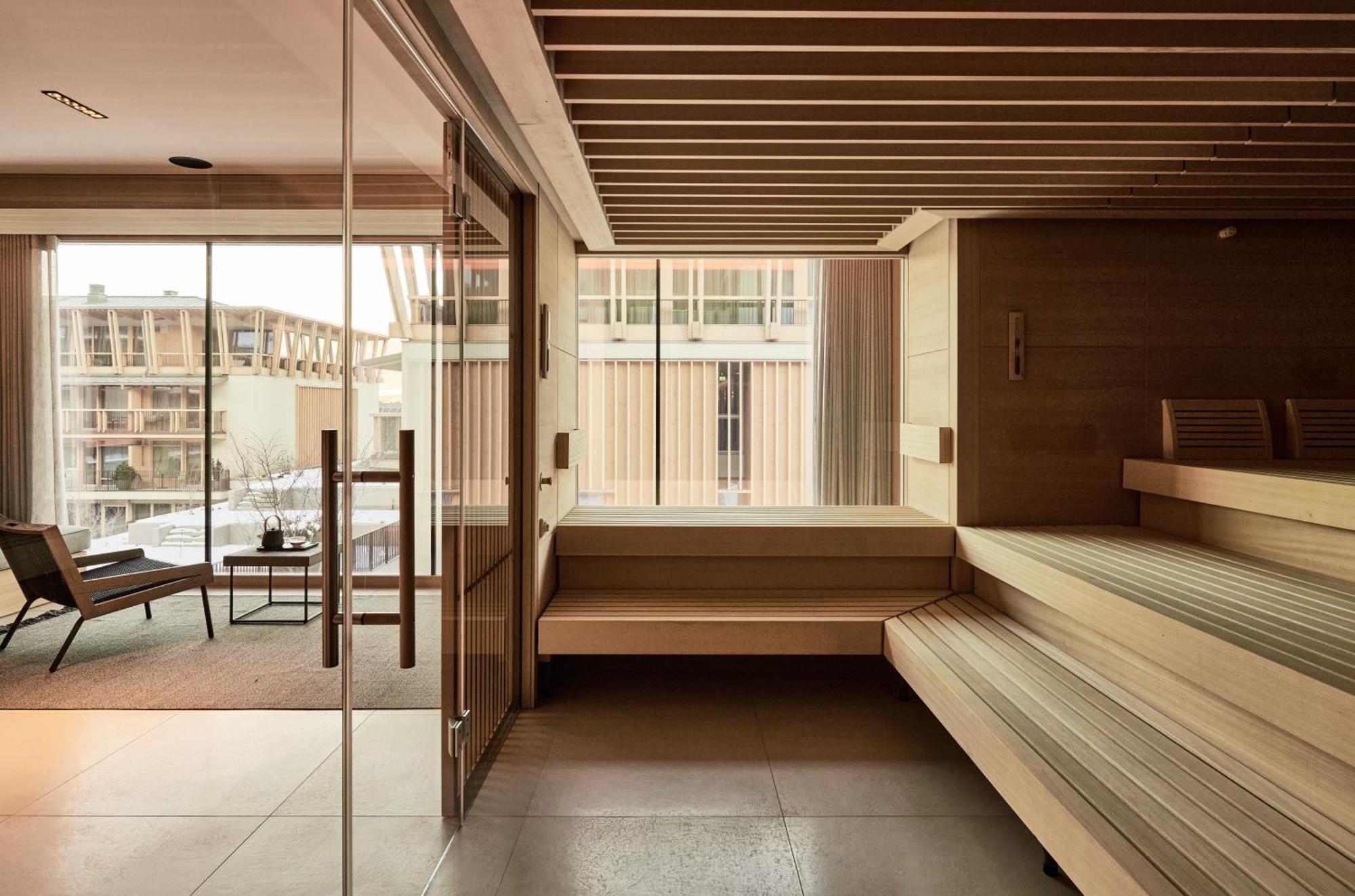 Falkensteiner Hotel Kronplatz - The Leading Hotels Of The World (Adults Only) Riscone Esterno foto Interior of the hotel