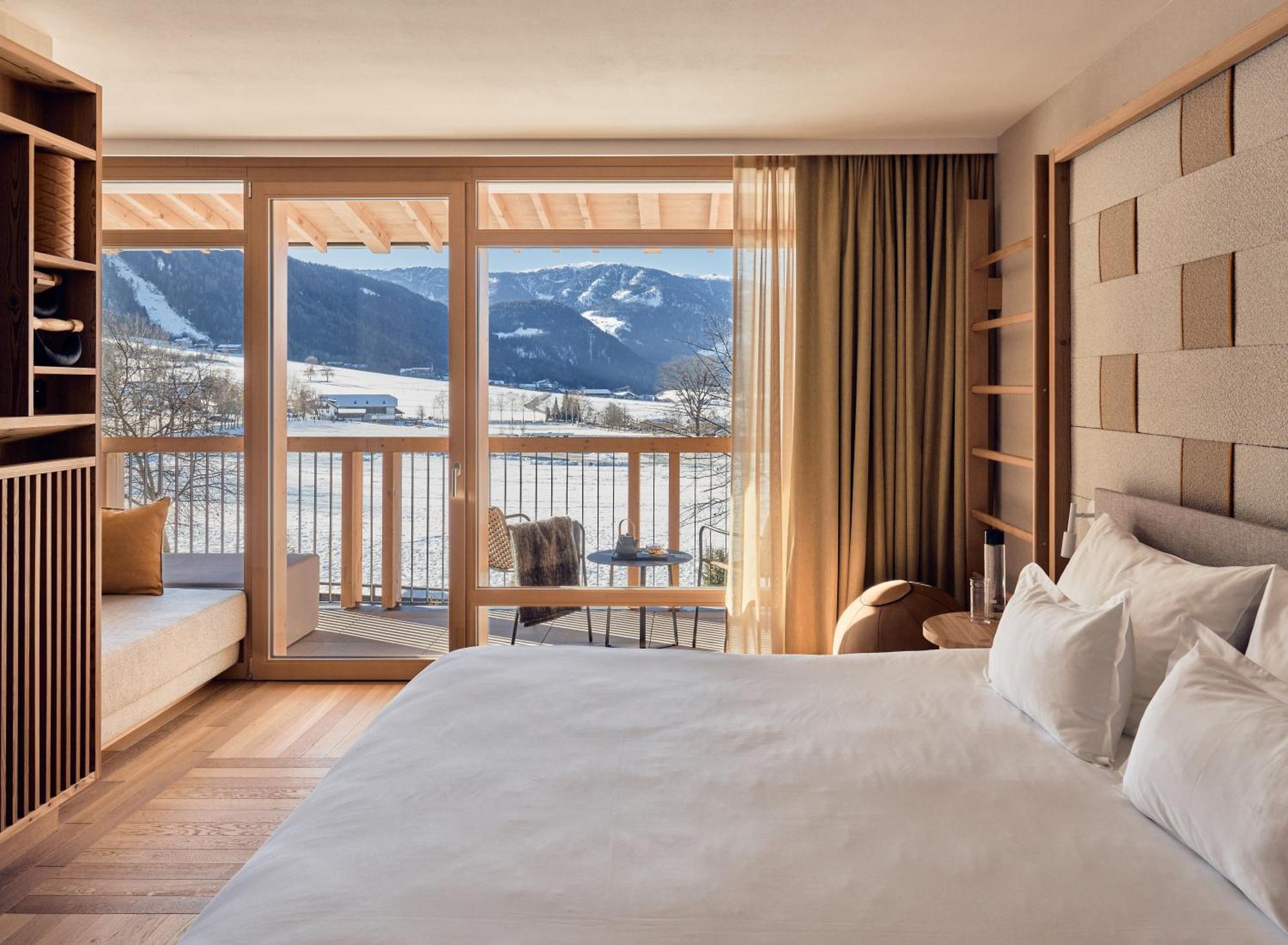 Falkensteiner Hotel Kronplatz - The Leading Hotels Of The World (Adults Only) Riscone Esterno foto Deluxe room
